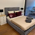 Orpheu Deluxe - Parque Nações Appartement