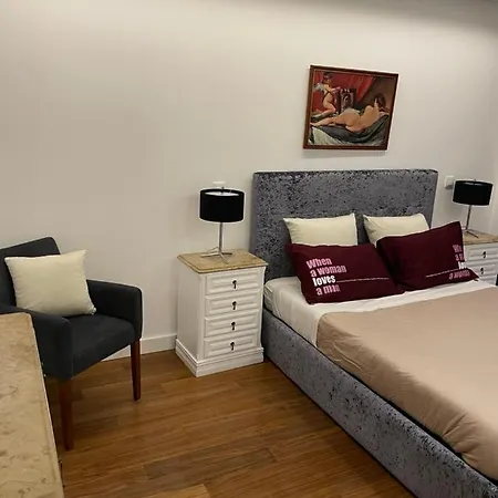 Апартаменты Orpheu Deluxe - Parque Nacoes *