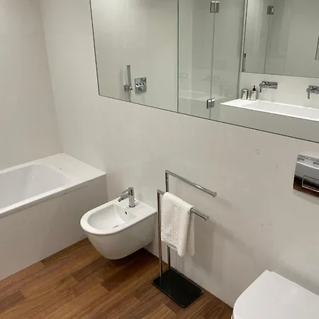 Orpheu Deluxe - Parque Nacoes 公寓 *