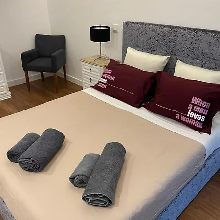 Orpheu Deluxe - Parque Nacoes