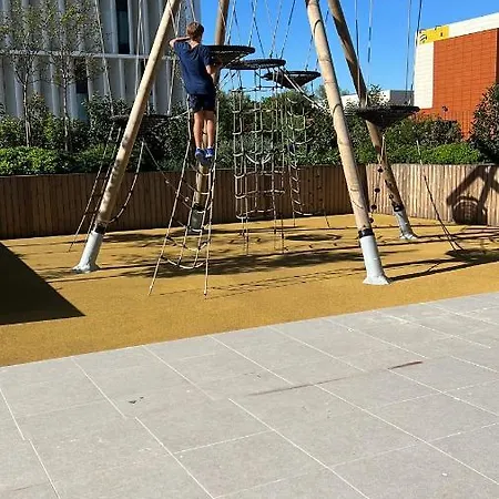 公寓 Orpheu Deluxe - Parque Nacoes Lisboa