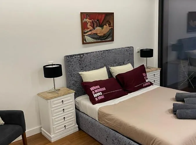 Апартаменты Orpheu Deluxe - Parque Nacoes *