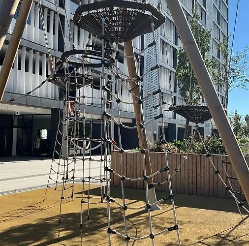 Orpheu Deluxe - Parque Nacoes * Лиссабон